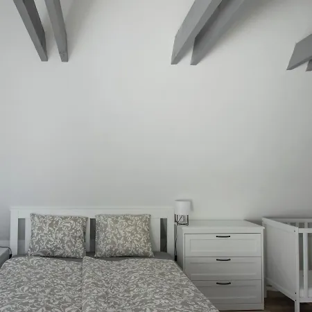 Kali Kert فندق مبيت وإفطار سزينبيكالا